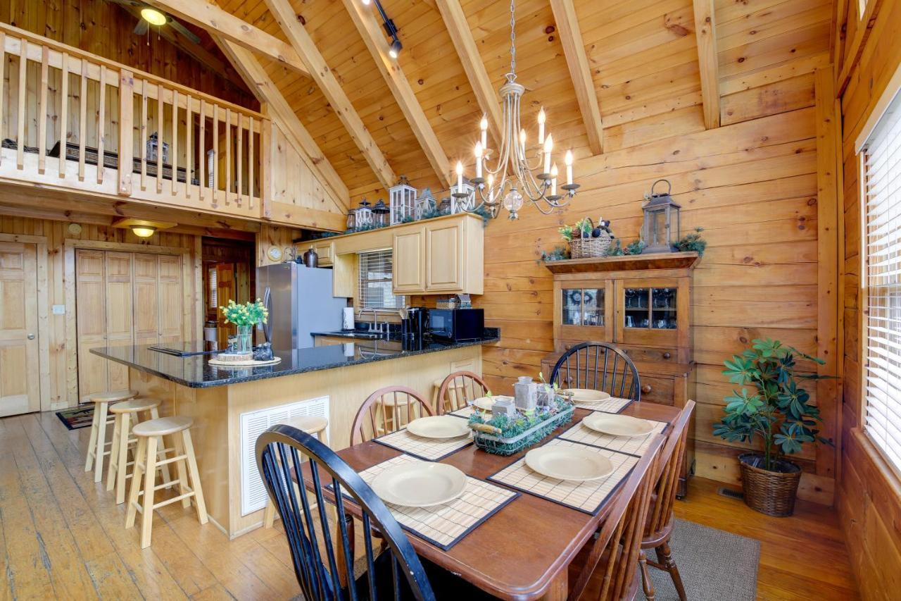 Smoky Mountains Cabin With Hot Tub, Deck And Views! Sevierville Zewnętrze zdjęcie