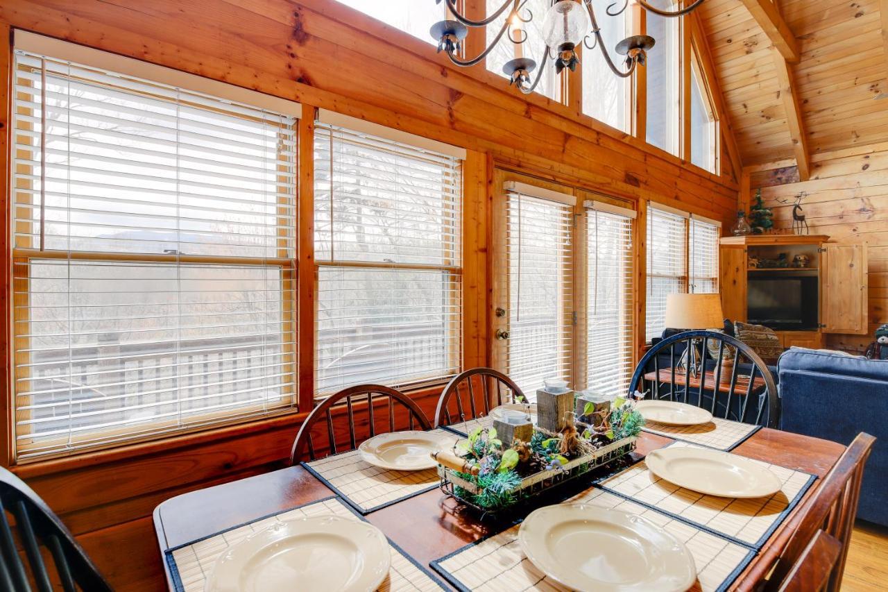 Smoky Mountains Cabin With Hot Tub, Deck And Views! Sevierville Zewnętrze zdjęcie