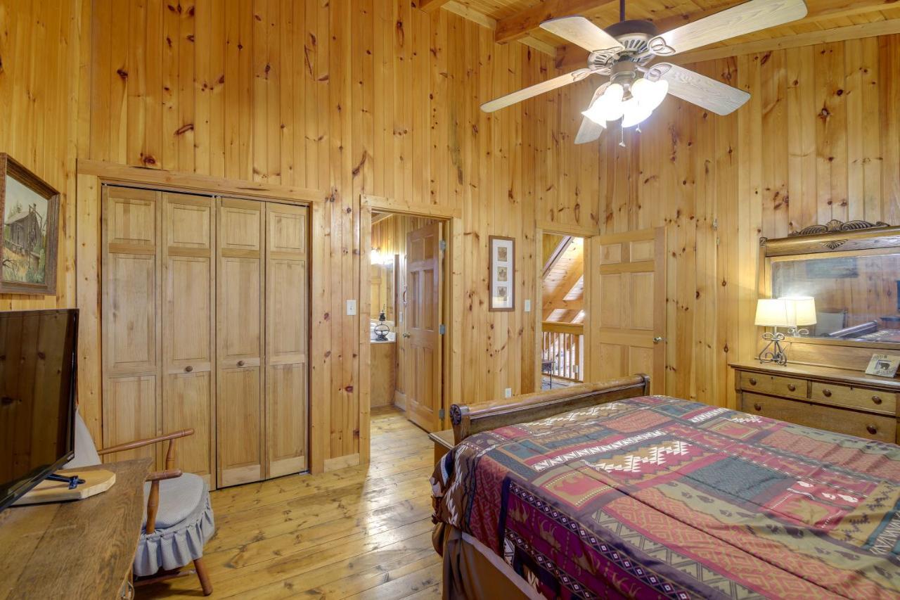 Smoky Mountains Cabin With Hot Tub, Deck And Views! Sevierville Zewnętrze zdjęcie