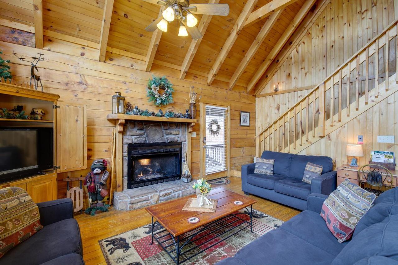 Smoky Mountains Cabin With Hot Tub, Deck And Views! Sevierville Zewnętrze zdjęcie
