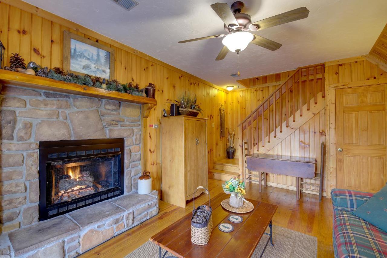 Smoky Mountains Cabin With Hot Tub, Deck And Views! Sevierville Zewnętrze zdjęcie